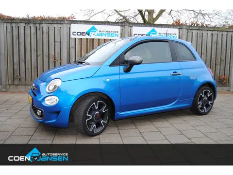 Fiat 500 1.2 Popstar 4 cilinder motor.