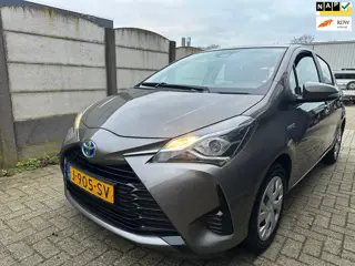 Toyota Yaris 1.5 Hybrid Active AIRCO/ NAVI/ CAMERA!