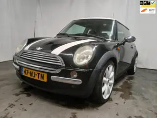 Mini Mini 1.6 Cooper Pepper - Motorlamp - koppeling niet 100% - Schade