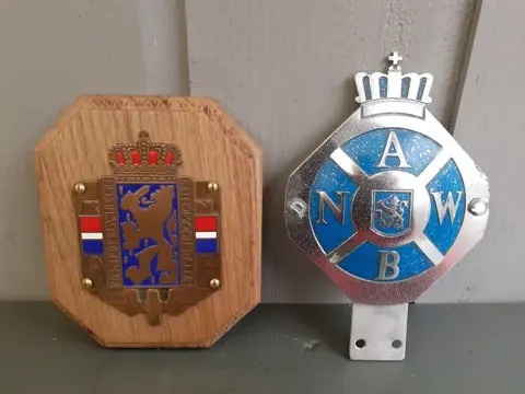 Embleem/mascotte/kenteken - Div. modellen - KNAC - ANWB -