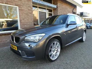 BMW X1 SDrive20i High Executive Automaat / M Pakket / Leder / Panoramadak