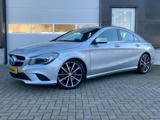 Mercedes-Benz CLA-klasse 180 Automaat Xenon Navi 18" NL-auto