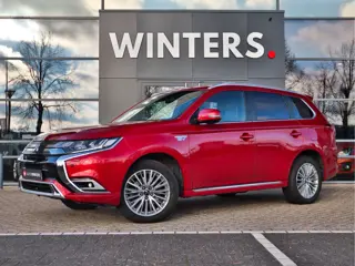 Mitsubishi Outlander 2.4 PHEV Plug-In-Hybrid Instyle Leder | 360 Camera | Caplay & Android auto | St