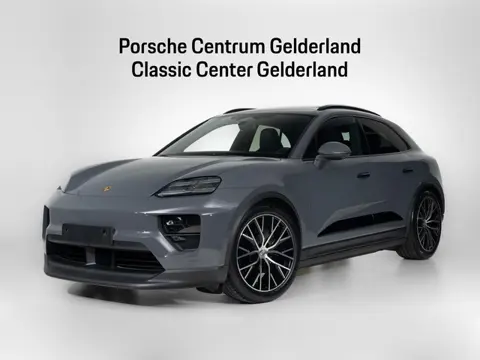 Porsche Macan 4