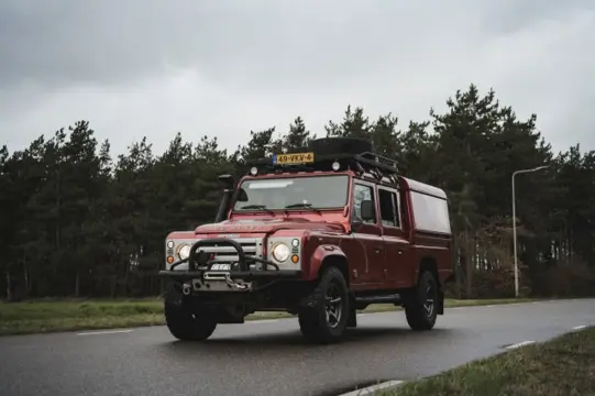 LAND ROVER DEFENDER 130 HCPU - TD4 - Stoelverwarming - 5 zit
