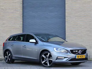Volvo V60 2.0 T4 Business Sport R-design | ACC | Intellisafe Pro Line | Automaat | Haak |