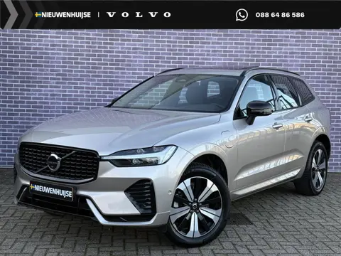 Volvo XC60 2.0 T6 Plug-in hybrid AWD Plus Dark 360 Camera | Trekhaak | Panorama dak | High Performan