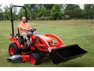 Kioti CS2520 HST 25 PK VOORLADER Actie !