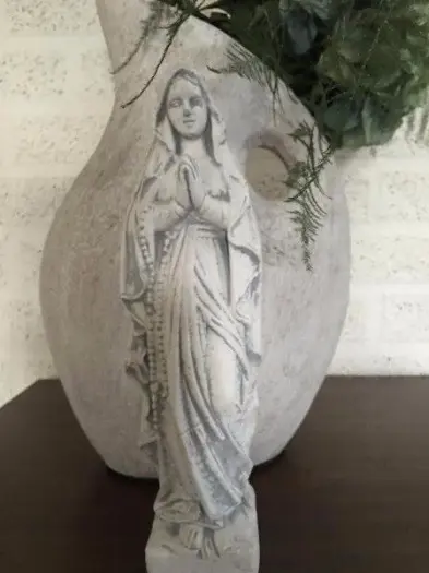 Religieuze gift , heilige maria
