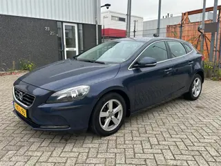 Volvo V40 1.6 D2 Momentum Business 2014