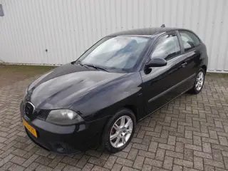 SEAT Ibiza 1.6-16V Freestyle ( APK KEURING BIJ AFLEVERING! )
