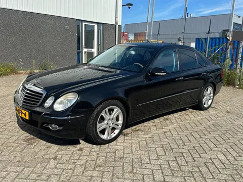 Mercedes-Benz E-klasse 220 CDI Avantgarde 2008 ZWART SEDAN