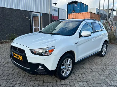 Mitsubishi ASX 1.6 Instyle ClearTec 2011 Pano Leer