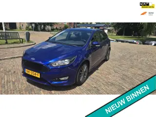 Ford Focus 1.0 ST-Line (1e eigenaar)