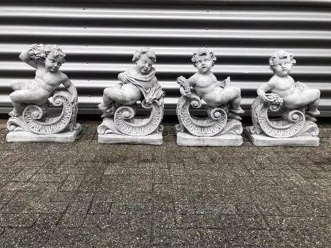Tuinbeelden,engelen , set engelen