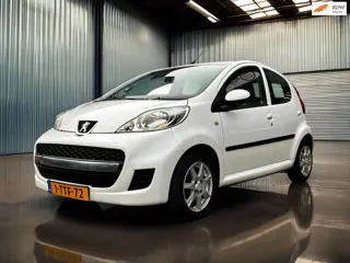 Peugeot 107 1.0-12V Accent NIEUW KOPPELING_NIEUW BANDEN_carplay