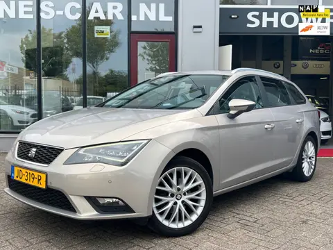 Seat Leon ST 1.2 TSI Style Business Automaat, Panodak, Nette Staat!!