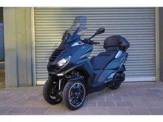 Peugeot Scooter Metropolis Allure SW 400i NAVI AFDEKHOES KEY- LESS AUTORIJBEWIJS