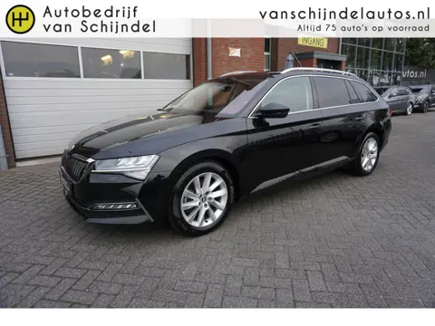 Škoda Superb 1.4 TSI IV STYLE BUSINESS EDITION LUXE DEALER ONDERHOUDEN DEC 2020 PANORAMADAK FULL LED