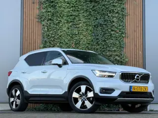 Volvo XC40 2.0 T4 AWD|LEDER|CAMERA|TREKHAAK|HARMAN/KARDON