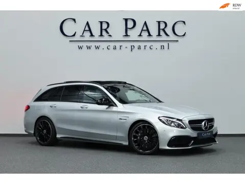 Mercedes-Benz C-klasse Estate AMG 63 LED/PANORAMADAK/SFEER/LEER+S.VERWARMING+MEMORY/19" LMV/CAM/CRUI
