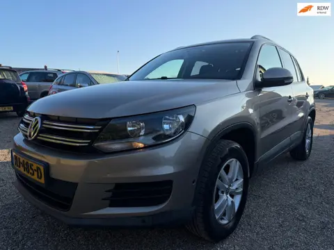 Volkswagen Tiguan 1.4 TSI Comfort&Design Edition Parkeer Assist Goeie Motor Nette Auto 1e Eig