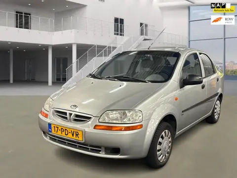 Daewoo Kalos 1.4 Spirit|AIRCO|ELEKRAMEN|STUURBEKR|TREKHAAK|INCL JAAR APK