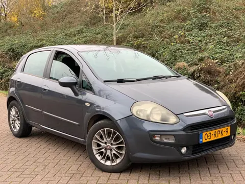 Fiat Punto Evo 1.3 M-Jet Dynamic 5 DEURS CLIMA CRUISE RIJD SUPER!
