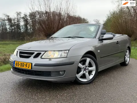 Saab 9-3 Cabrio 1.8t Vector Automaat / Leder / Clima / Stoelverwarming / 17" Velgen / Xenon / PDC / 