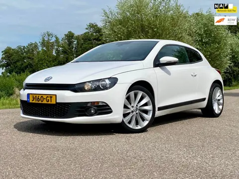 Volkswagen Scirocco 1.4 TSI Highline Plus Sport Automaat NAVI 161PK GOED ONDERHOUDEN