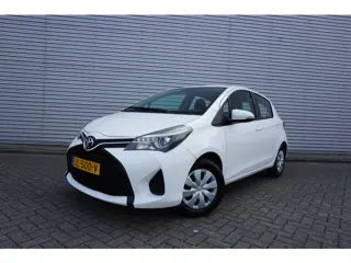 Toyota Yaris 1.3 VVT-i Now Airco / Elektr. ramen / NAP