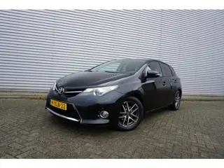 Toyota Auris 1.3 Trend Top 5 editie Climate / Navi / Cruise / Stoelverw. / Camera / Trekhaak / Lm ve