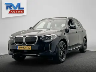 BMW IX3 Executive 80 kWh * SOH 98% * Pano/dak Trekhaak Camera Origineel NL