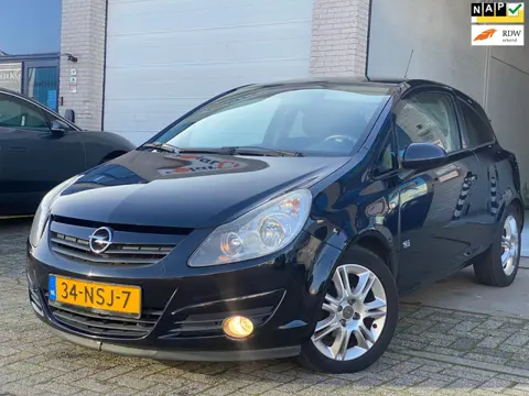 Opel Corsa 1.2-16V Color Edition/OPC uitvoering/ nap/ 2e EIG/ dealeronderhouden/ 1jaar apk/ zeer net