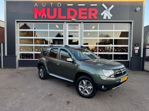 DACIA DUSTER  TCE 125 4X2 PRESTIGE / TREKHAAK / NAVI / CRUISECONTROL / RIJKLAAR!