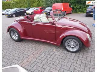 Volkswagen Kever Cabriolet Karmann Ghia
