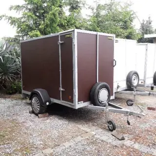 Gesloten aanhangwagen
