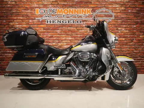 Harley-Davidson FLHTCUSE CVO 1790 (bj 2012)