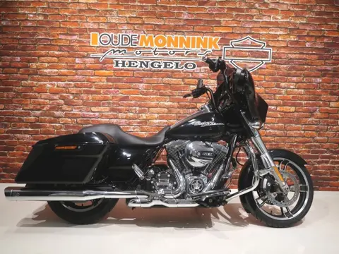 Harley-Davidson FLHX Street Glide 1690 (bj 2014)