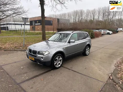 BMW X3 2.0i Executive Anniversary Clima.Pano.Navi