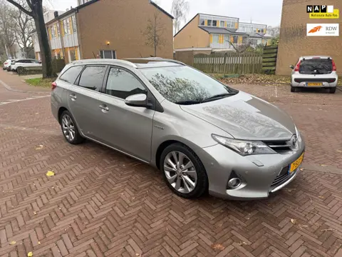 Toyota Auris Touring Sports AUTOMAAT / Panorama dak / 146.000 NAP / Mooie auto