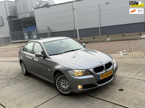 BMW 3-serie 318i Business Line AUTOMAAT PDC NAVI NEW APK