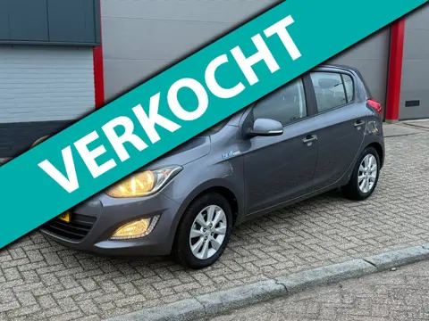 Hyundai I20 1.2i i-Deal | Airco | Nette auto!