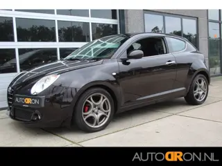 Alfa Romeo MiTo 0.9 TwinAir Distinctive Premium Plus Lederen bekleding
