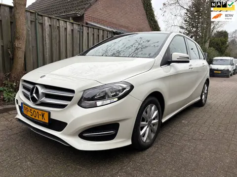 Mercedes-Benz B-klasse 180 d Business Solution - automaat - airco - navi - achteruitrijcamera