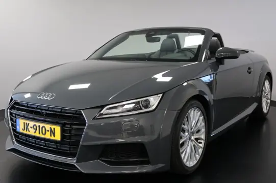 AUDI TT 2.0 TFSI S-Line roadster Virtual alcantara