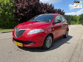 Lancia Ypsilon 0.9 TwinAir Silver Plus Navigatie*Airco*PRIJS IS VERLAAGD *Regen sensor*Parkeer senso