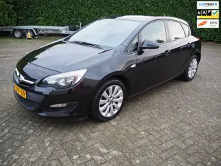 Opel Astra 1.4 Turbo Berlin