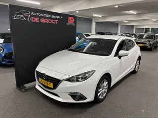 Mazda 3 2.0 Skylease NL-Auto met Navigatie, Climat Control, Cruise Control en LM-velgen
