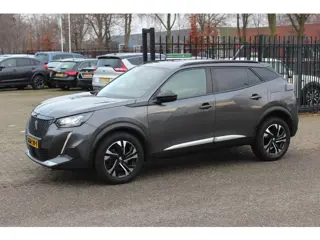 Peugeot 2008 1.2 PureTech Allure Pack, Navigatie!